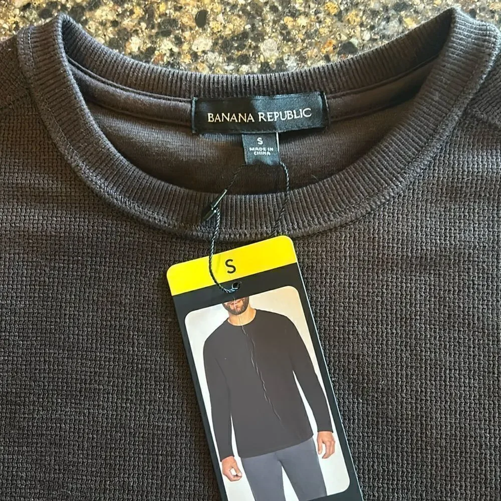 NEW Banana Republic Mens Brown Waffle Knit Crewneck Shirt